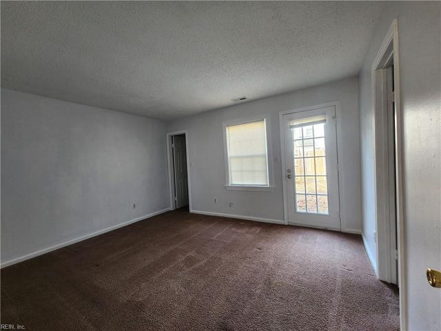 1816 Carrollwood CMN, Chesapeake, VA 23320