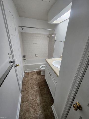 1816 Carrollwood CMN, Chesapeake, VA 23320