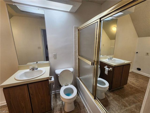 1816 Carrollwood CMN, Chesapeake, VA 23320