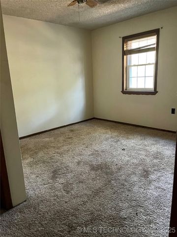 101 Juniper Drive, Canadian, OK 74425