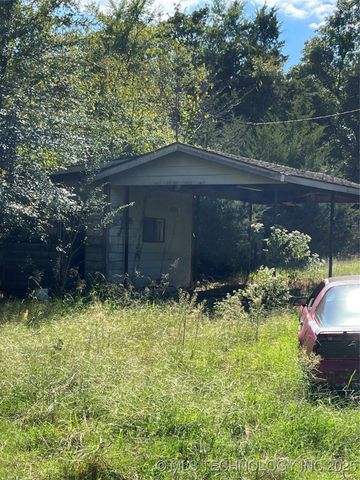 101 Juniper Drive, Canadian, OK 74425