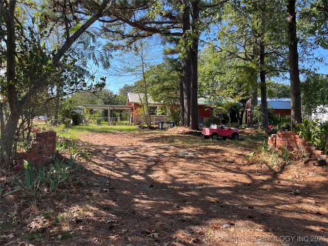 101 Juniper Drive, Canadian, OK 74425