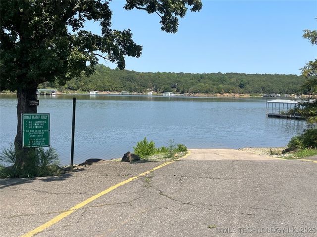 101 Juniper Drive, Canadian, OK 74425