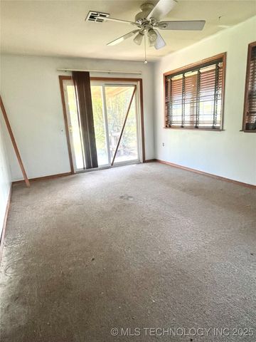 101 Juniper Drive, Canadian, OK 74425