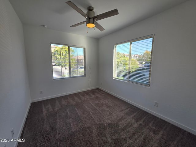 319 W PINNACLE RIDGE Drive, San Tan Valley, AZ 85140