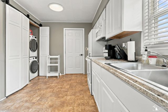 1510 High Ridge Street, Monroe, MI 48162