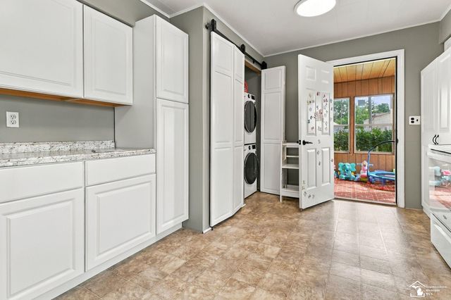 1510 High Ridge Street, Monroe, MI 48162