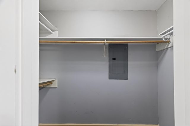 14811 Cedar Point Drive, Houston, TX 77070