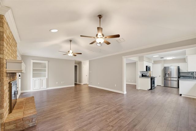 14811 Cedar Point Drive, Houston, TX 77070