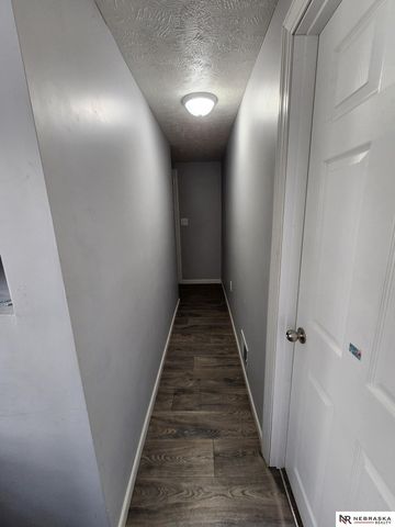 4423 S 27th Street, Omaha, NE 68107