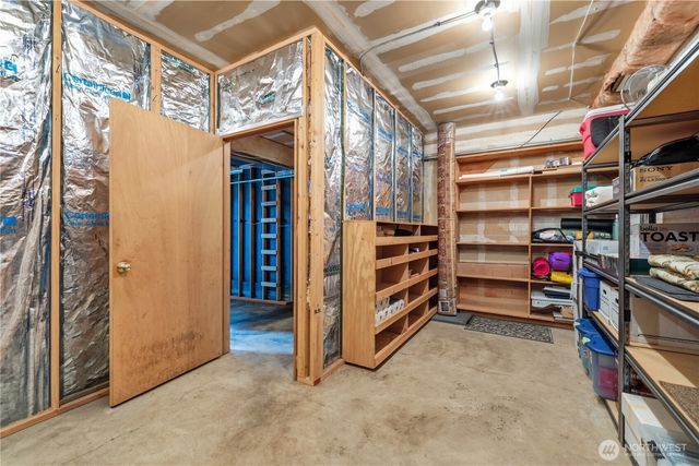 18202 NE 191st Street, Woodinville, WA 98077
