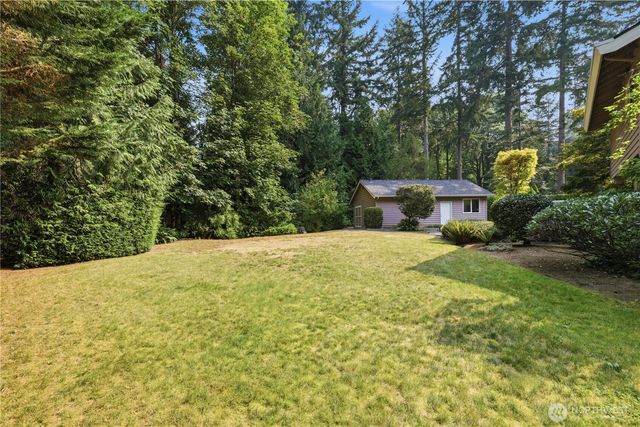 18202 NE 191st Street, Woodinville, WA 98077