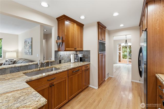 18202 NE 191st Street, Woodinville, WA 98077