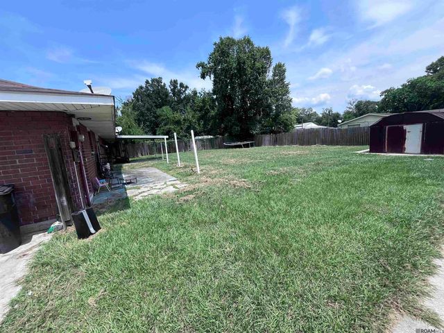 2002 Oak Grove Dr, Baton Rouge, LA 70815