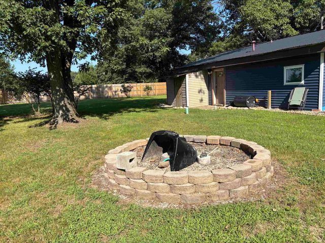 20985 12TH Road, Plymouth, IN 46563