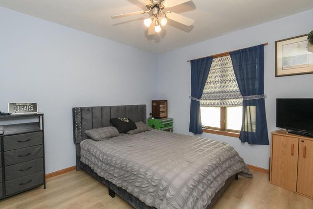 2605 Campfire CROSSING, Waukesha, WI 53189