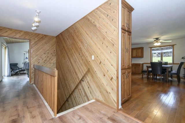 2605 Campfire CROSSING, Waukesha, WI 53189