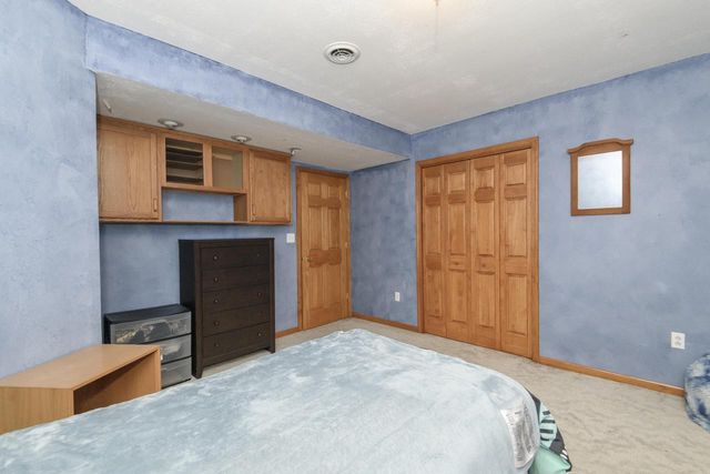 2605 Campfire CROSSING, Waukesha, WI 53189