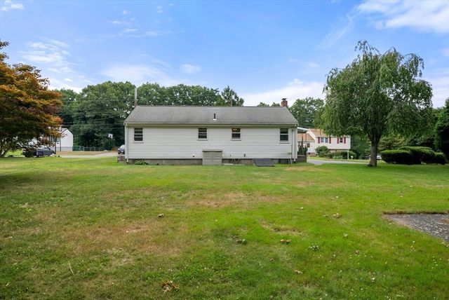 16 Davis Rd, Stoughton, MA 02072