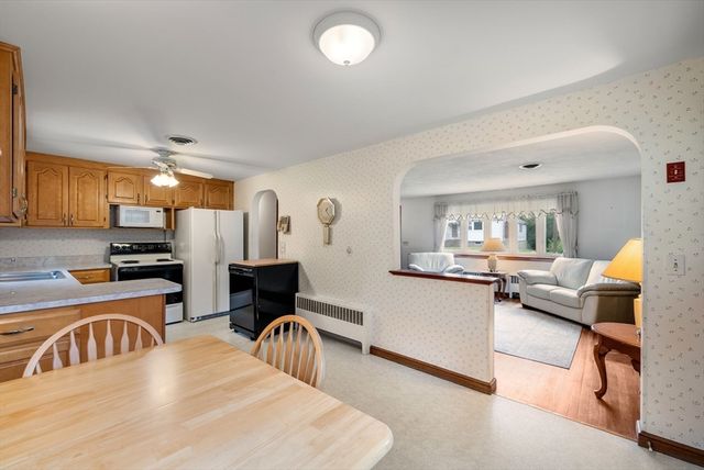 16 Davis Rd, Stoughton, MA 02072