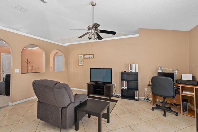 1 MIRAMAR WAY, Kissimmee, FL 34758