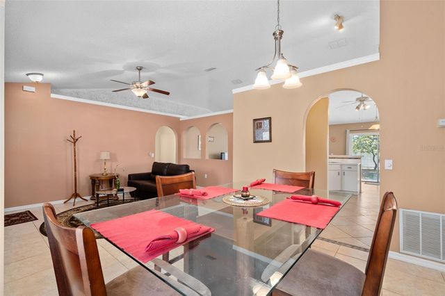 1 MIRAMAR WAY, Kissimmee, FL 34758