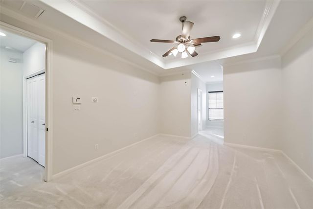 1049 W 22nd Street C, Houston, TX 77008