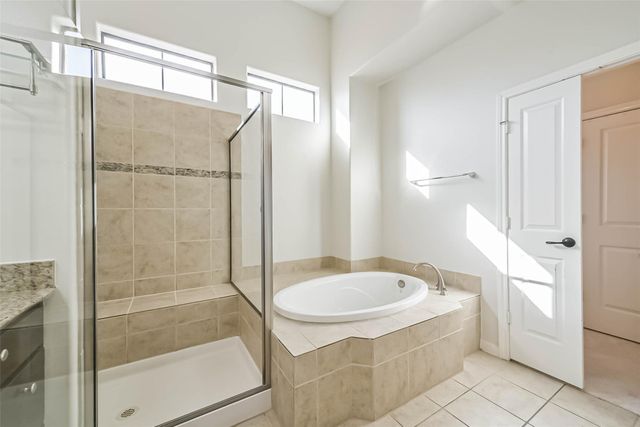 1049 W 22nd Street C, Houston, TX 77008