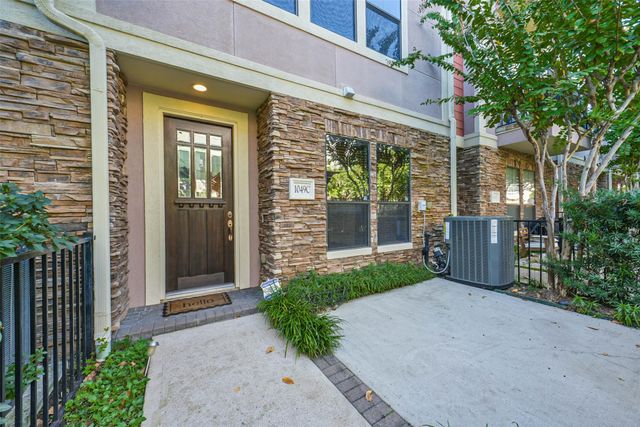 1049 W 22nd Street C, Houston, TX 77008