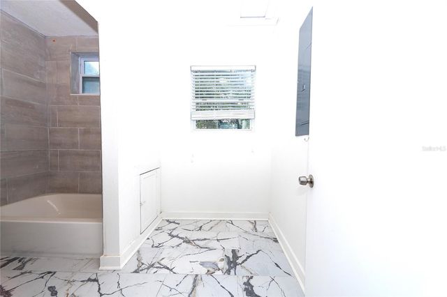 618 25TH STREET W, Bradenton, FL 34205