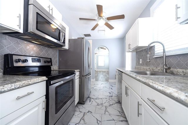 618 25TH STREET W, Bradenton, FL 34205