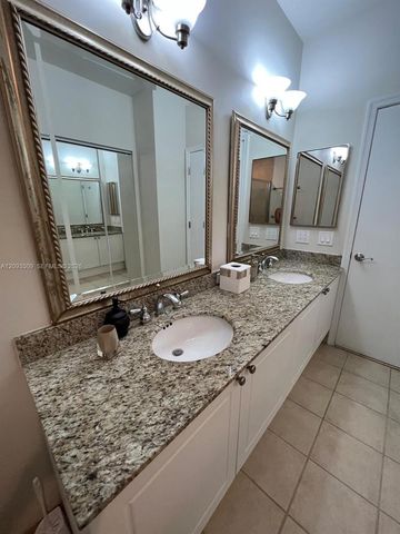 19501 W Country Club Drive TS-03, Aventura, FL 33180