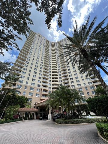 19501 W Country Club Drive TS-03, Aventura, FL 33180