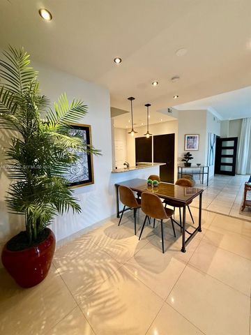 19501 W Country Club Drive TS-03, Aventura, FL 33180