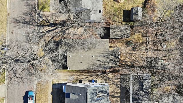 217 E High st, Augusta, KS 67010