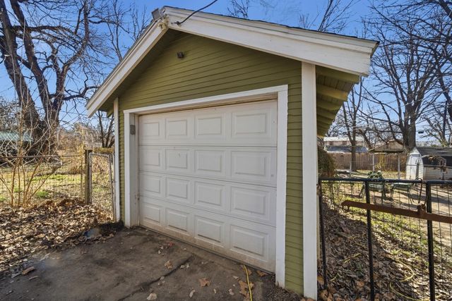 217 E High st, Augusta, KS 67010