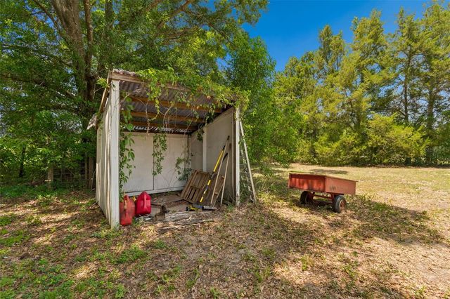 17879 PARRISH GROVE ROAD, Dade City, FL 33523