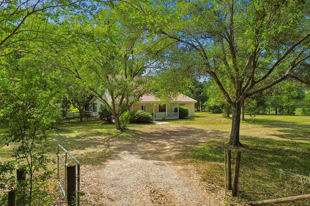 17879 PARRISH GROVE ROAD, Dade City, FL 33523