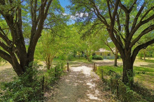 17879 PARRISH GROVE ROAD, Dade City, FL 33523