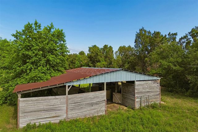 17879 PARRISH GROVE ROAD, Dade City, FL 33523