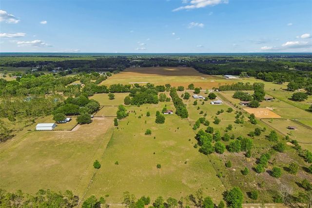 17879 PARRISH GROVE ROAD, Dade City, FL 33523