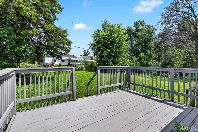 5630 Gatesworth Avenue, Jennings, MO 63136