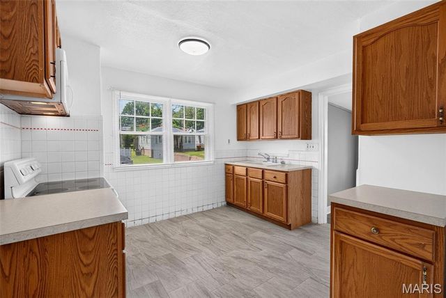 5630 Gatesworth Avenue, Jennings, MO 63136