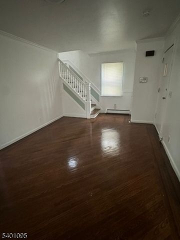 159 Leslie St, Bloomfield Twp., NJ 07003