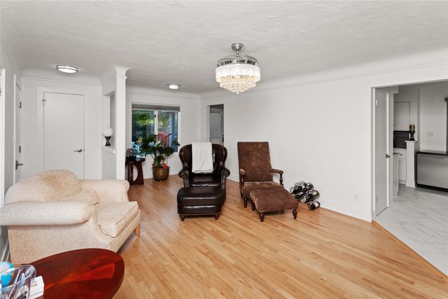 8580 Ashworth Road, West Des Moines, IA 50266