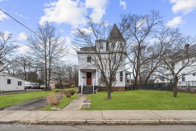 43 Main Street, Englishtown, NJ 07726