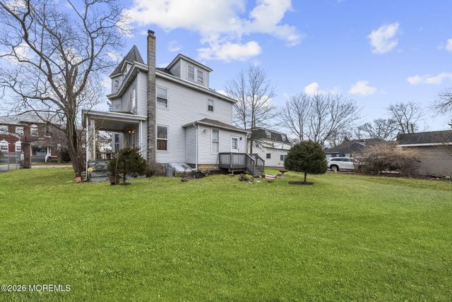 43 Main Street, Englishtown, NJ 07726