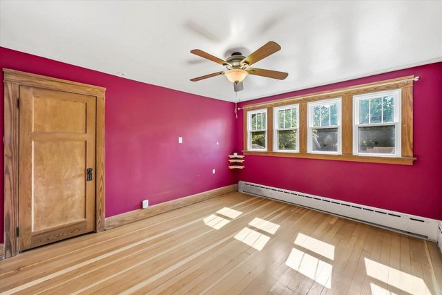 W65N780 Washington AVENUE, Cedarburg, WI 53012
