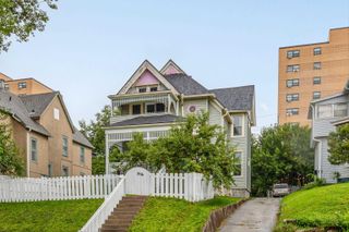 1516 S 29th Street, Omaha, NE 68105