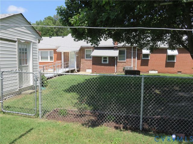 1605 Francis Rd, Glen Allen, VA 23059